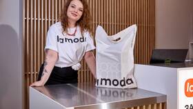 Зарплата курьера Lamoda в Нью Йоркер